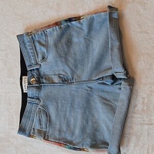 Women's Knox Rose Size 4 cut-off Shorts